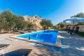Poolincluded - Apartment Mirjana
